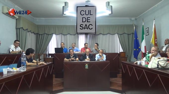 Biancavilla, “cul-de-sac” per due dopo l’ultima seduta consiliare