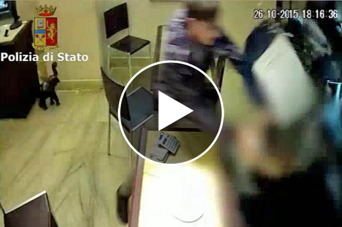 Catania, la Polizia sgomina la banda dei rapinatori “codardi”