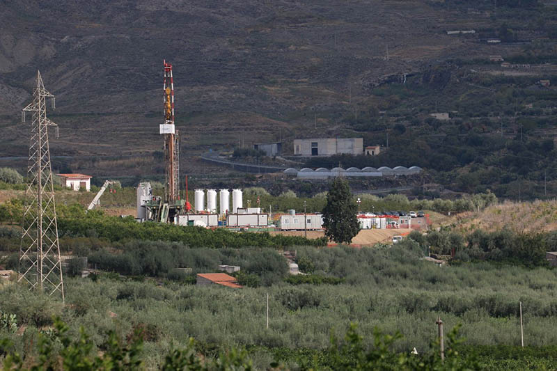 Valle del Simeto. Partito Comunista Italiano, “No alle trivelle”