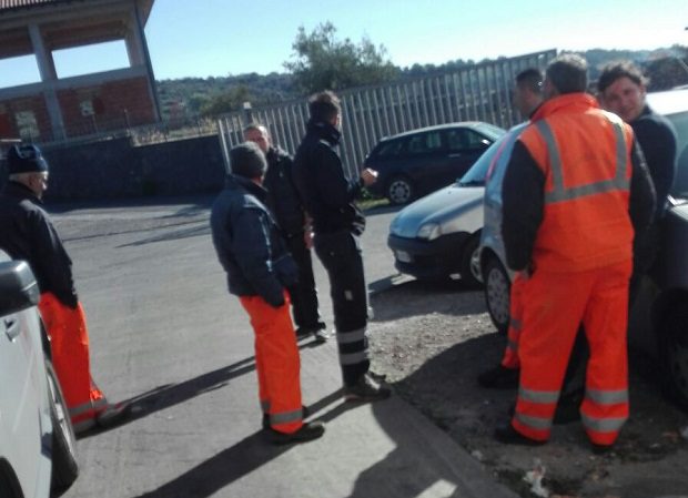 Biancavilla. Assemblea netturbini, città sporca