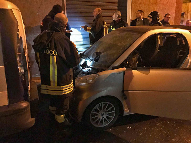 Santa Maria di Licodia. Bomba sul cofano dell’auto del rivale, denunciato un uomo
