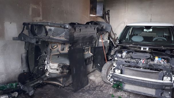 Paternò, ritrovate auto rubate in un casolare