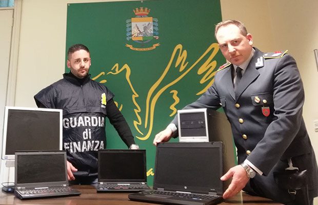 Paternò e Biancavilla: Finanza scopre due centri scommesse abusivi