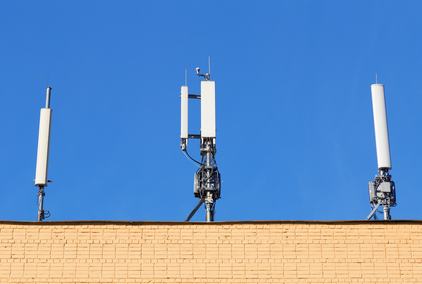 Santa Maria di Licodia, antenne telefoniche fuori dal centro abitato?