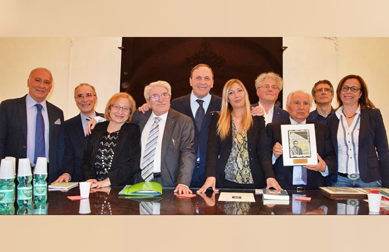 Paternò. Presentato “La passione di sapere”, il libro su Angelo Ciravolo