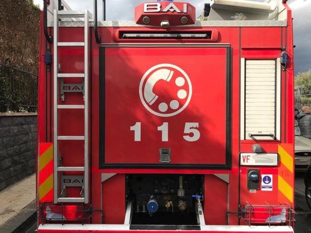 Santa Maria di Licodia. Incendio al supermercato Crai