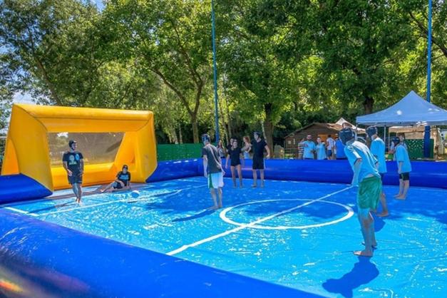 Santa Maria di Licodia, rubato un tappetino del torneo “Calcetto saponato”