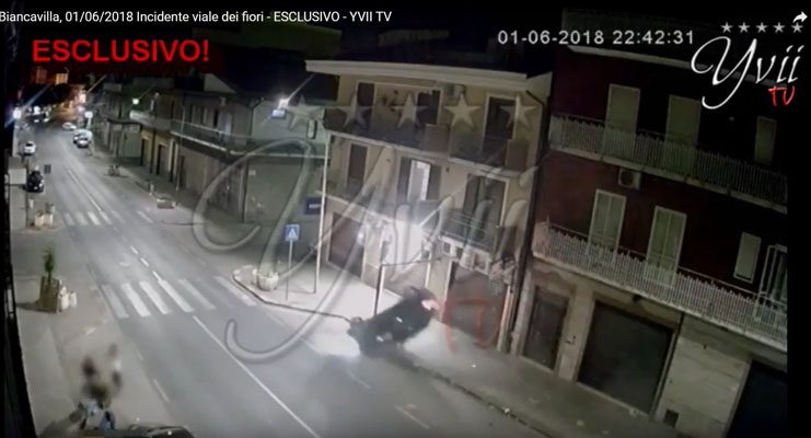 Biancavilla. Immagini shock: l’incidente in diretta da una webcam