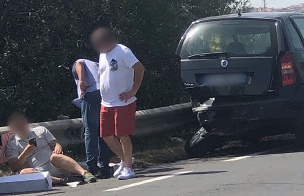 Paternò. Incidente sulla 284 allo svincolo Scalilli