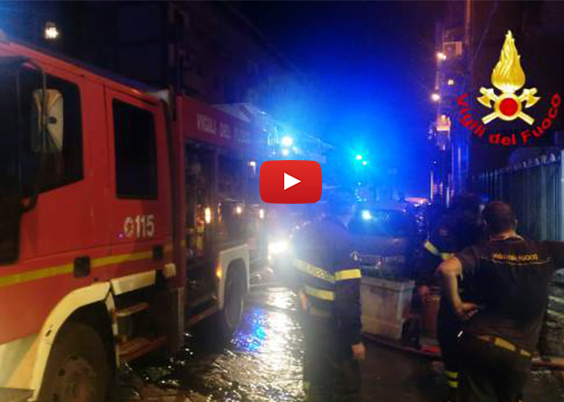 Catania. Incendio in un palazzo del centro storico