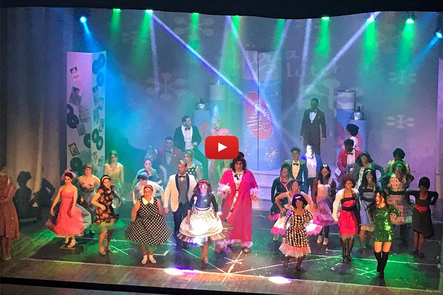 Biancavilla. Successo per lo spettacolo “The 60’s Spray – Danza la TV”