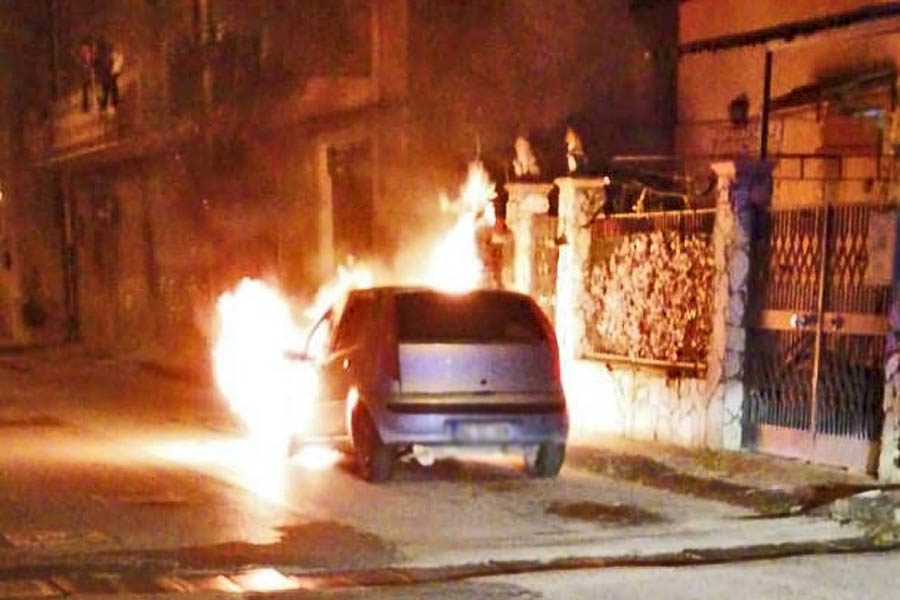 San Michele Ganzaria. Arrestato marito manesco e incendiario