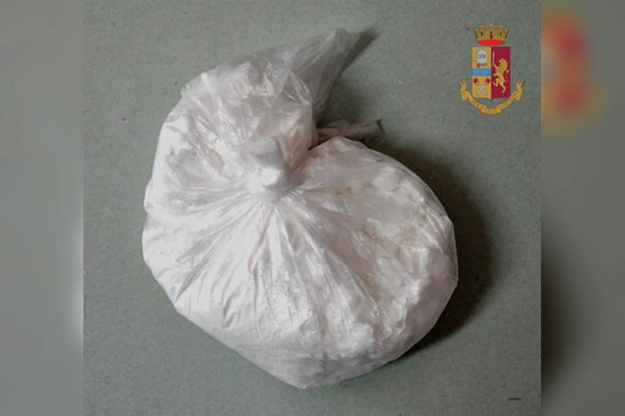 Adrano. Arrestato spacciatore: deteneva 50 grammi di cocaina del valore di cinquemila euro