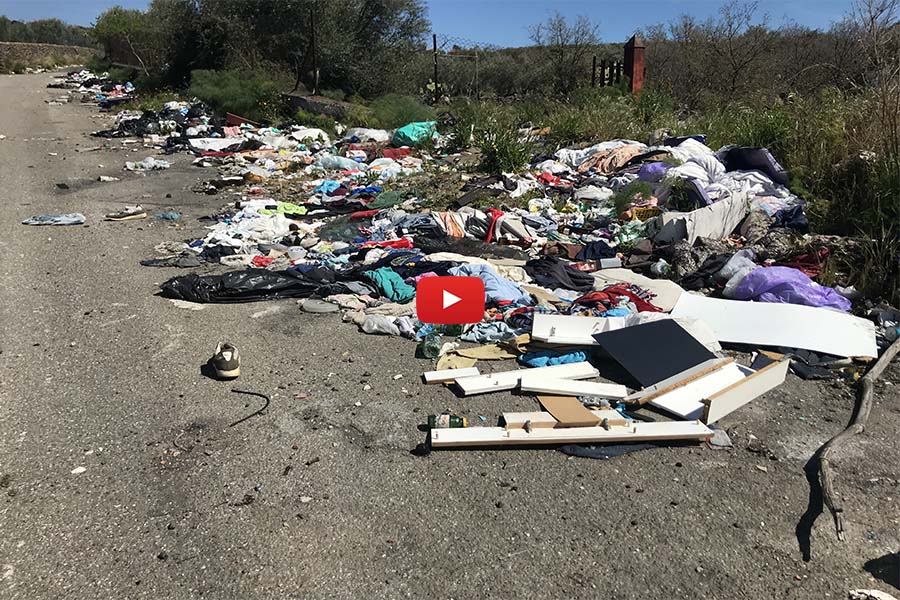 Rifiuti. La strada della vergogna tra Licodia e Ragalna