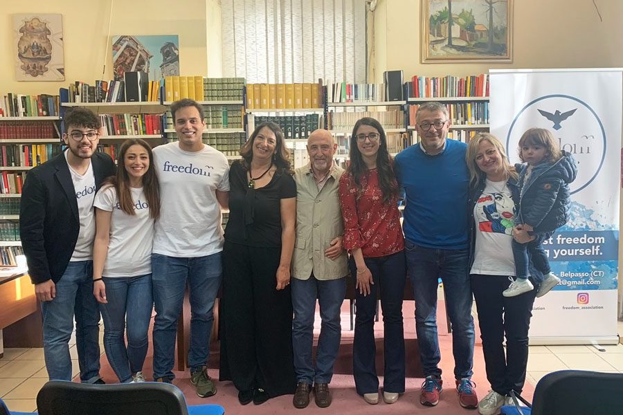 Belpasso, “Caffè retorico” in biblioteca