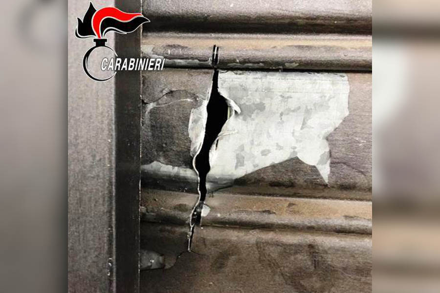 Paternò. Ruba furgone e tenta furto in un bar, arrestato 42enne