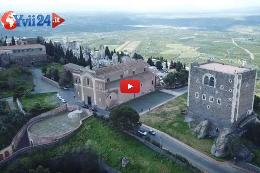 Paternò. Cinema sotto le stelle ai piedi del castello