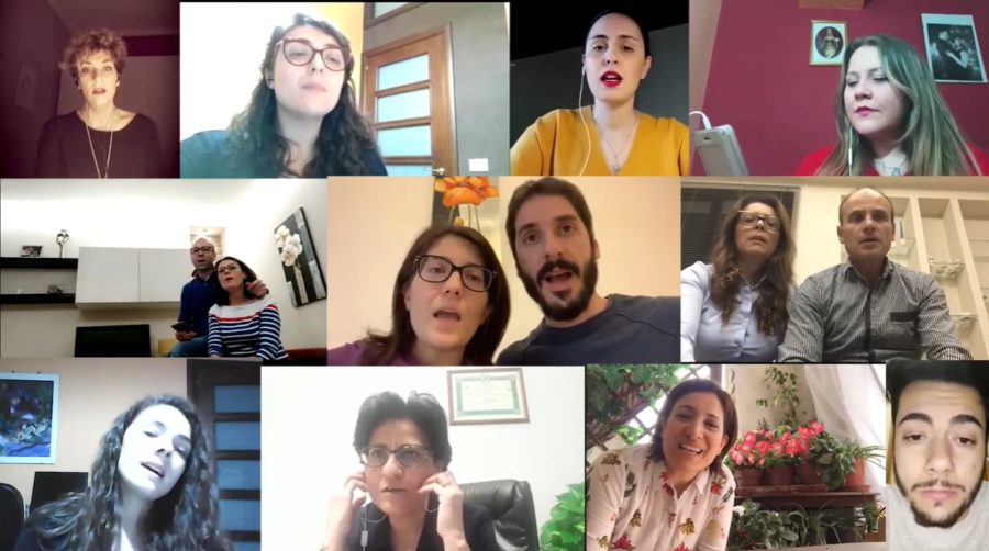 Biancavilla. Il coro della parrocchia Annunziata canta a Maria