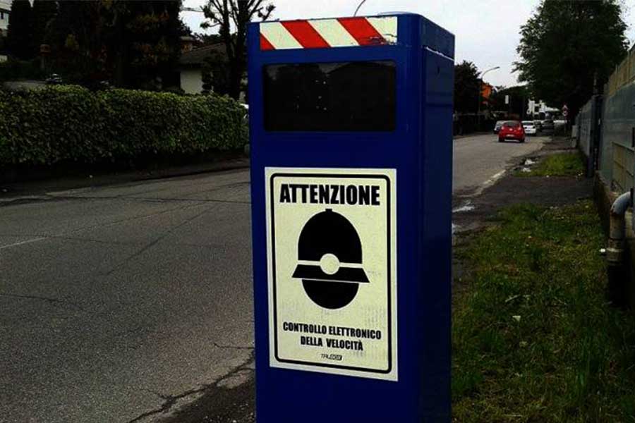Santa Maria di Licodia. Statale 284, autovelox al rallentatore