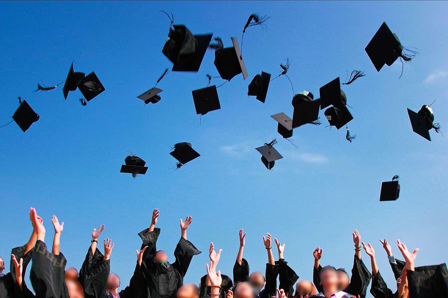 Biancavilla. La laurea a Villa delle Favare