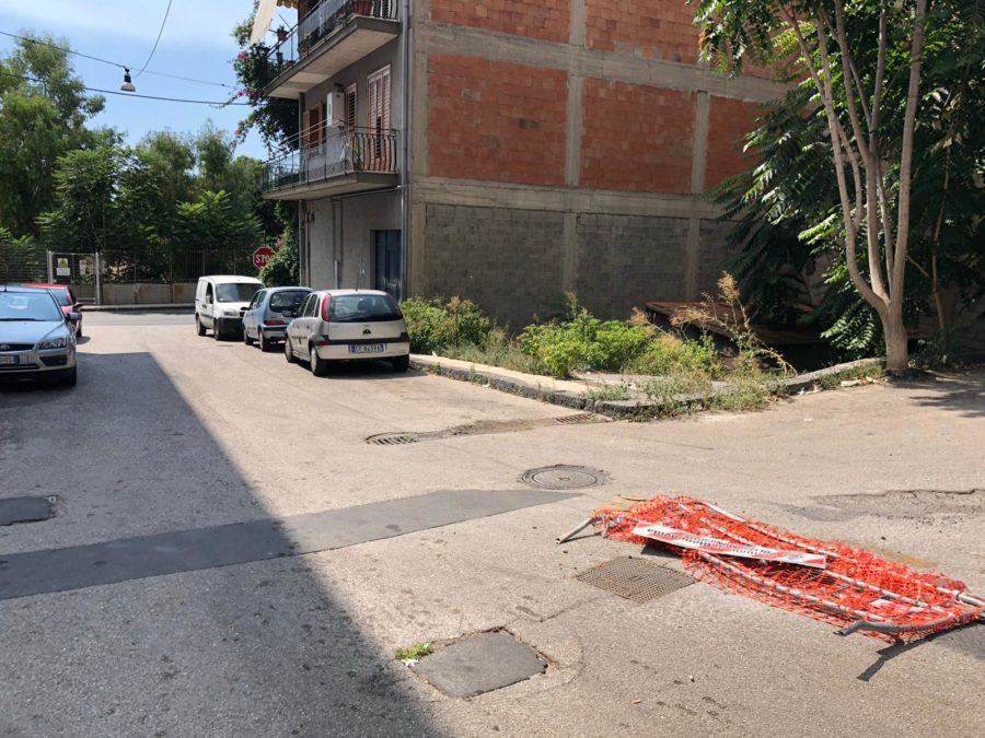 Biancavilla. Quella buca dimenticata in via San Paolo