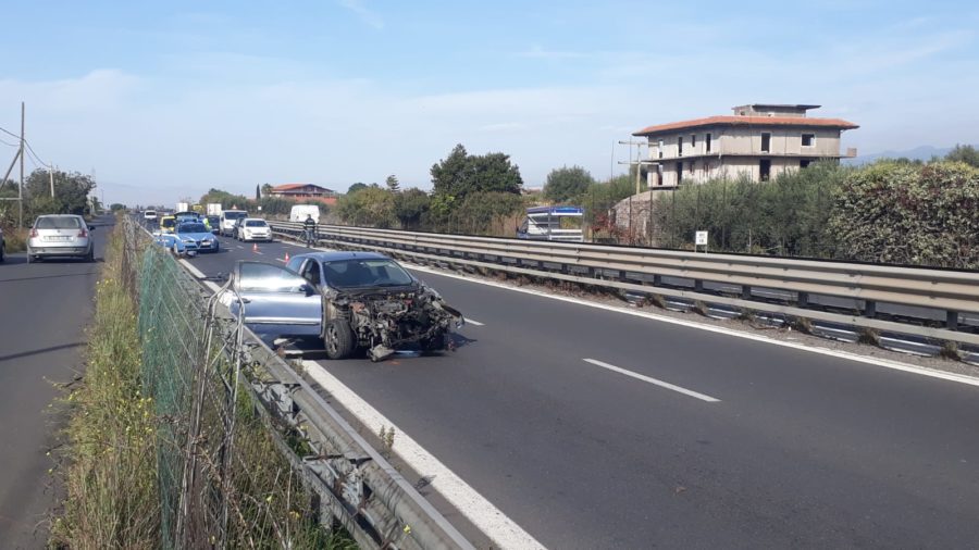 Ss121. Incidente autonomo nei pressi di Palazzolo