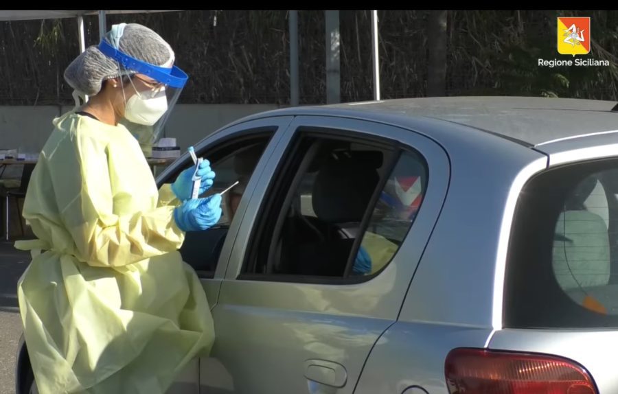 Coronavirus. I dati della prima giornata dei “drive in” ad Adrano e Paternò