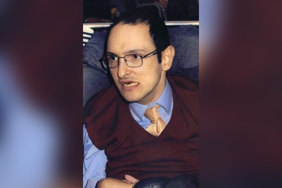 «Io, tetraplegico, non posso curare l’esofagite a causa del Covid»