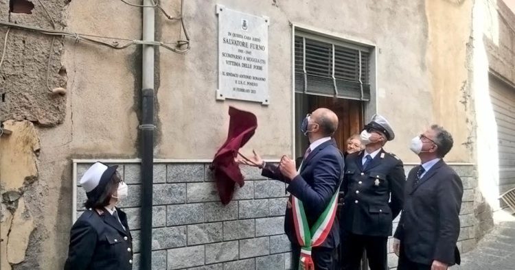 Biancavilla. Una targa ricorda Salvatore Furno vittima delle foibe
