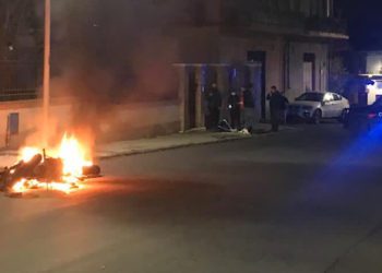 Biancavilla. Moto in fiamme in viale Europa