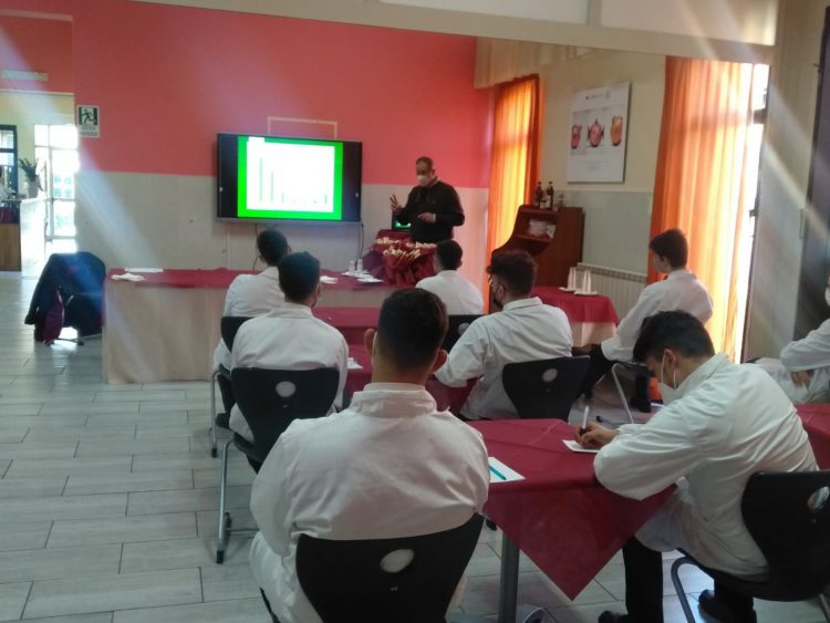 All’Ipssat “Rocco Chinnici” incontri formativo-divulgativi sull’olio d’oliva