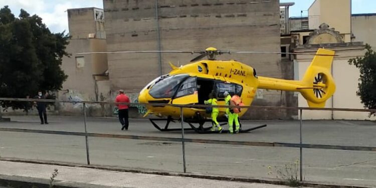 Biancavilla. Malore in casa, interviene elisoccorso