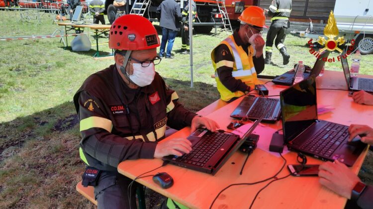 Etna. Esercitazione di comunicazione in emergenza organizzata dai Vigili del Fuoco