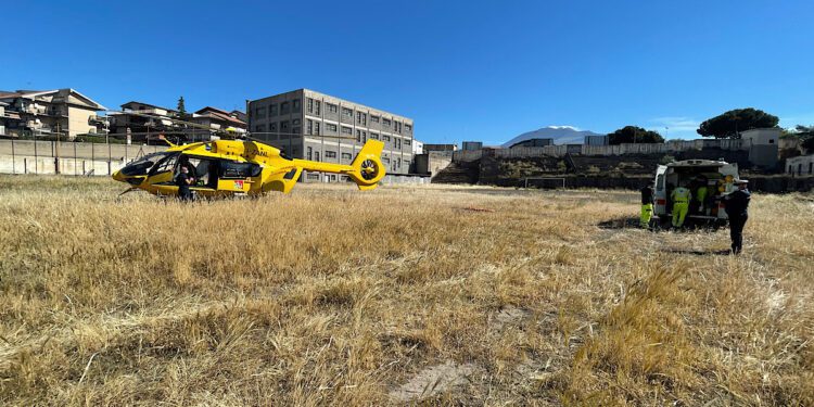 Santa Maria di Licodia. Malore in casa, interviene Elisoccorso