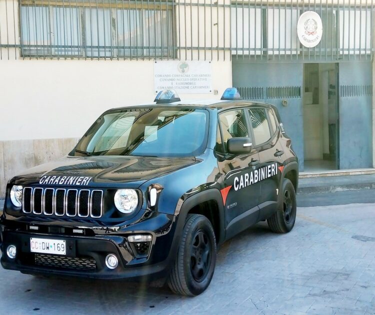 Paternò. Voleva lanciarsi nel vuoto. Pensionato salvato dal comandante dei Carabiniere