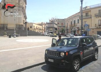 Biancavilla. Rissa multietnica in centro: cinque arresti e due denunce