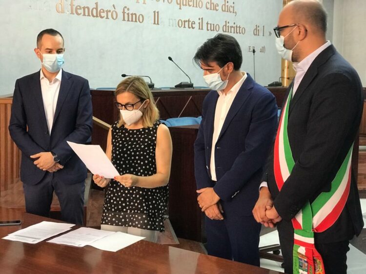 Biancavilla. Hanno giurato i nuovi assessori Cantarella e D’Asero