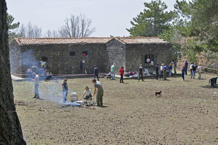 Biancavilla. Casermetta di Piano Mirio: sì al progetto di riqualificazione