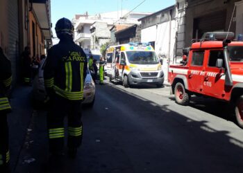 Paternò. Tenta di incendiare il bancomat della Posta di via Bellini. Denunciato