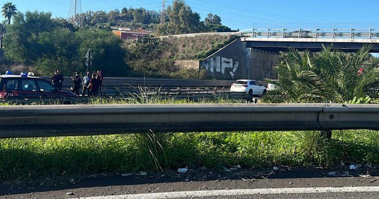 Ss121. Incidente in territorio di Motta Sant’Anastasia