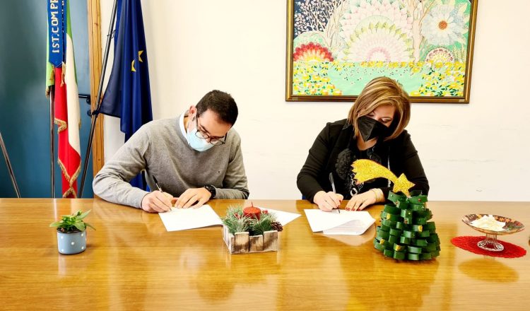 S.M. di Licodia. Siglato protocollo d’intesa tra associazione musicale “Pacini” e Comprensivo “Don Bosco”