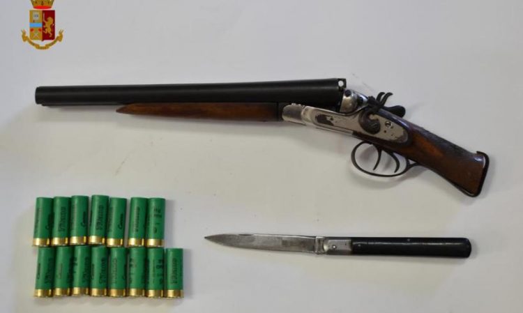 Biancavilla. Un 42enne ai domiciliari per detenzione di armi e munizioni