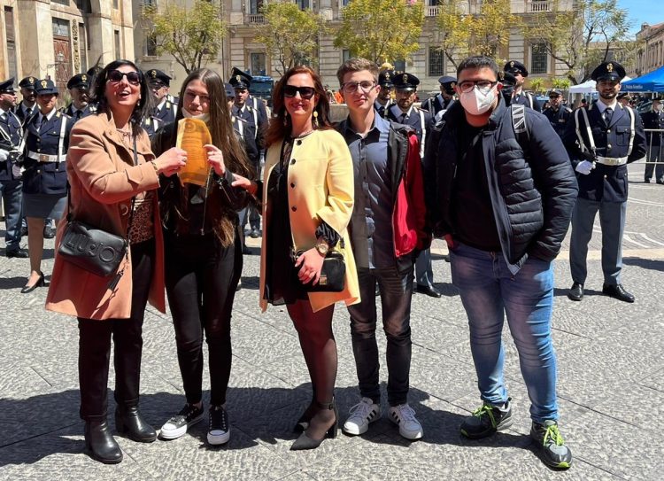 Anniversario Polizia. Premiato elaborato dell’Istituto tecnico tecnologico di Biancavilla