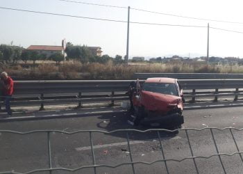Ss 121. Incidente autonomo nei pressi dello svincolo Palazzolo. Interviene l’elisoccorso