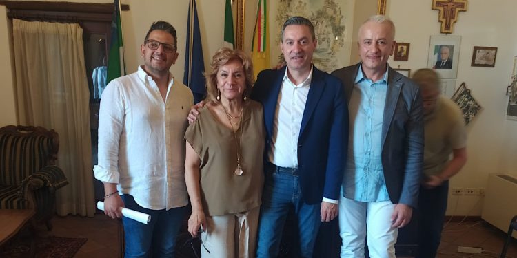 S.M. di Licodia. Hanno giurato oggi i primi tre assessori