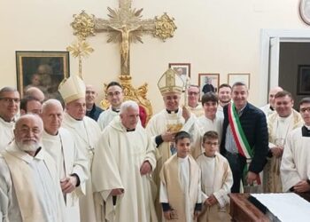 S.M. di Licodia. Festa per i 75 anni di sacerdozio di Padre Vito Rapisarda