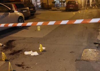 Sicilia. Lite per gelosia diventa tragedia, accoltellato a morte 51enne