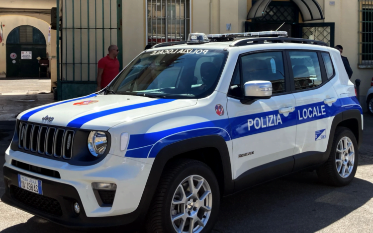 S. M. di Licodia. Una nuova auto per la Polizia Municipale