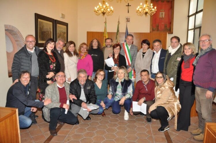 S.M. di Licodia. Tredici dipendenti comunali da part-time a full-time