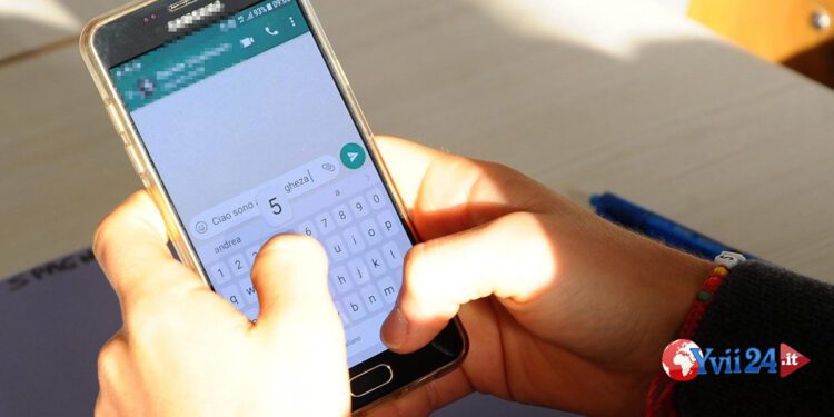 Catania. Vuole fuggire con 13enne e minaccia la famiglia. Arrestato